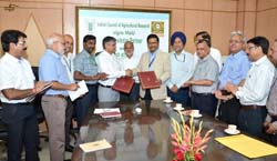 MoU-DKMA-26-05-2015-2.jpg
