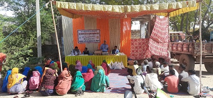 जनजातीय-क्षेत्रों-कृषक-वैज्ञानिक-संवाद-पशु-शिविर-04_0.jpg