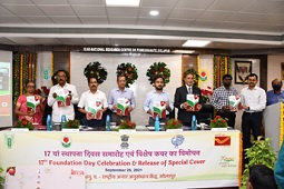 Department-of-Posts-release-Special-Postal-Cover-on-ICAR-NRC-on-Pomegranate-to-commemorate-17th-Foundation-Day-01