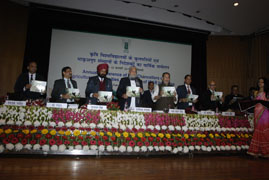 agm-04-14022017.jpg