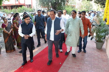 Foundation Stone Laid for ‘Healing Fins’ – Maharashtra’s First Multispecialty Fish Clinic & Mobile Fish Care Unit at ICAR-CIFE, Mumbai