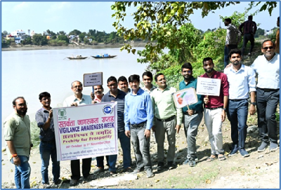 ICAR-CIFRI, Barrackpore Takes the Message of Integrity to the Community through Human Chain and Walkathon