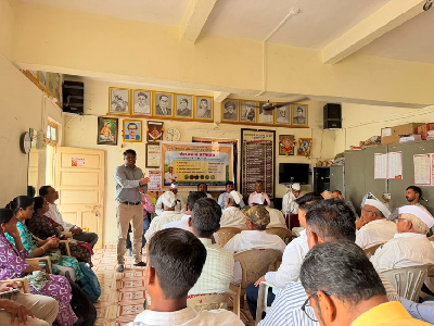 ICAR-DFR, Pune Organises Awareness-cum- Training Programme under Khet Bachao Abhiyan at Kalamb Village, Pune