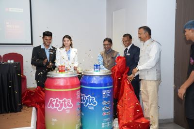 ICAR-DMAPR, Anand Incubated Startup Launches Innovative Herbal Electrolyte Drink “Klyte”