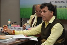 icar92agm-04.jpg