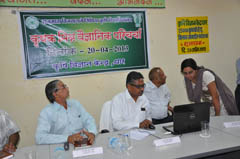 kvk-dhar-22-04-2013-1